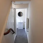Malton Central Apartments *