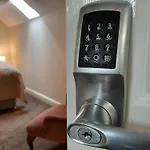 아파트 Malton Central Apartments *