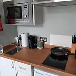 Malton Central Apartments 아파트 맬튼