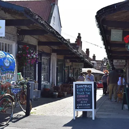 Malton Central Apartments Apartamento