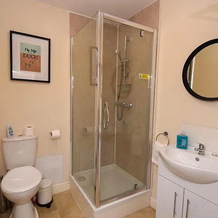 Malton Central Apartments *