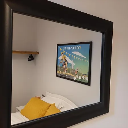 Malton Central Apartments * 맬튼
