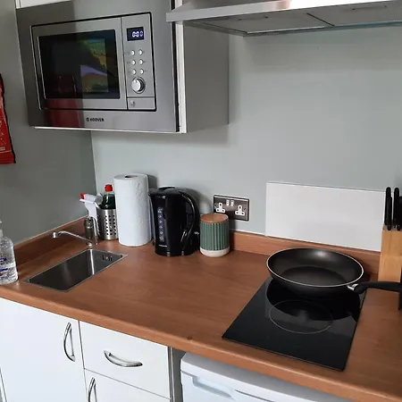 Malton Central Apartments 아파트 맬튼