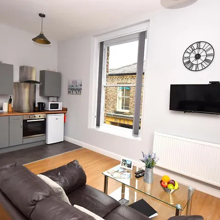 Malton Central Apartments * مالتون
