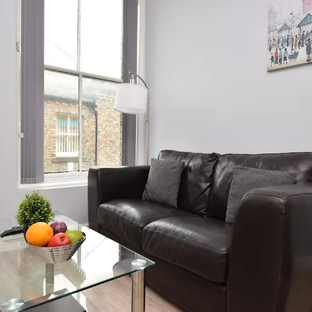 Malton Central Apartments *