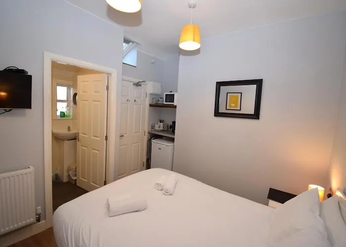 Malton Central Apartments مالتون