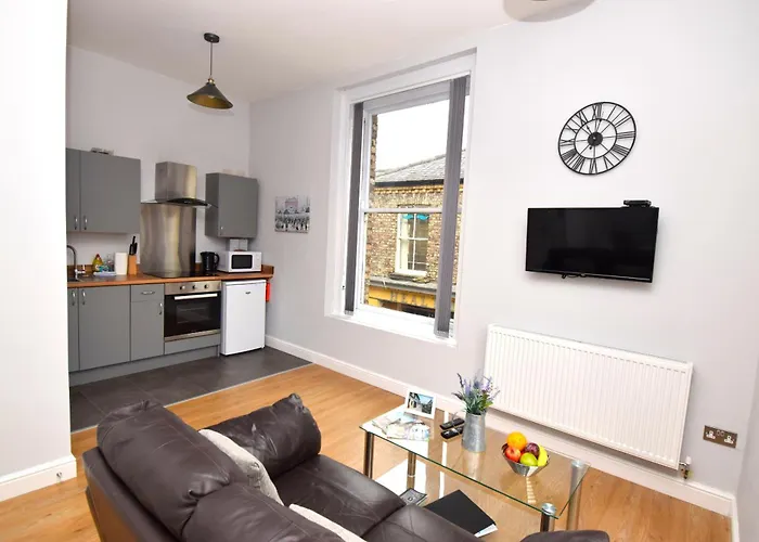 Malton Central Apartments * مالتون