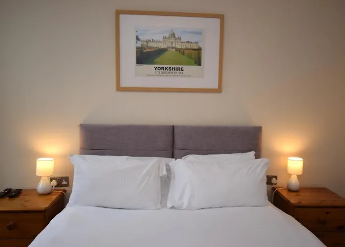 Malton Central Apartments شقة