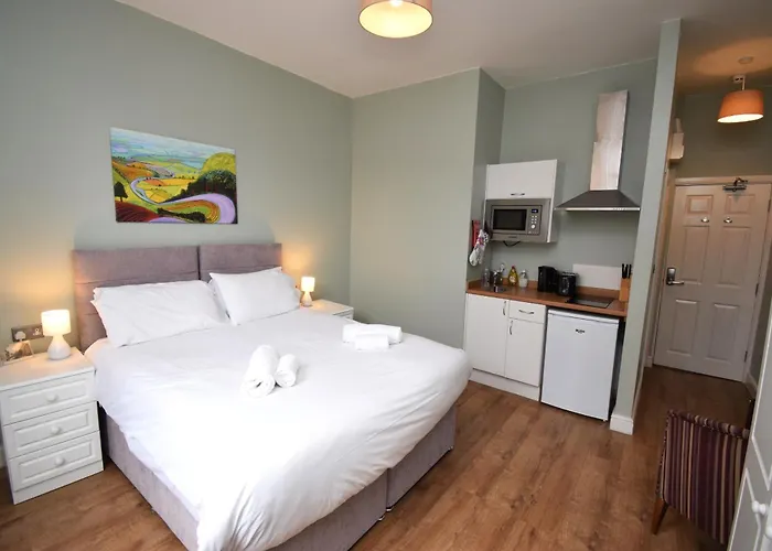 Malton Central Apartments مالتون