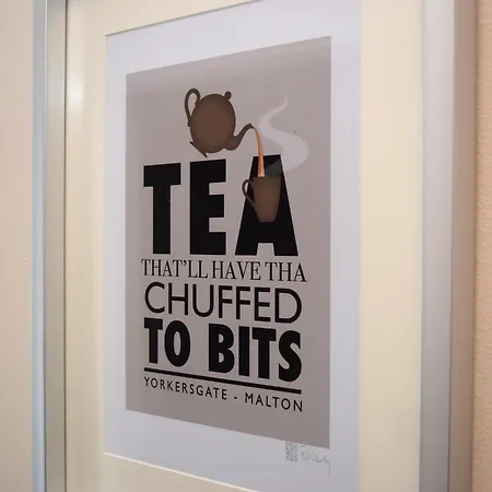 Malton Central Apartments * 马尔顿