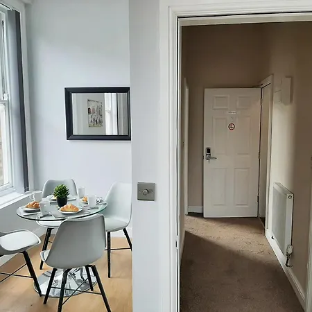 Malton Central Apartments Apartman *