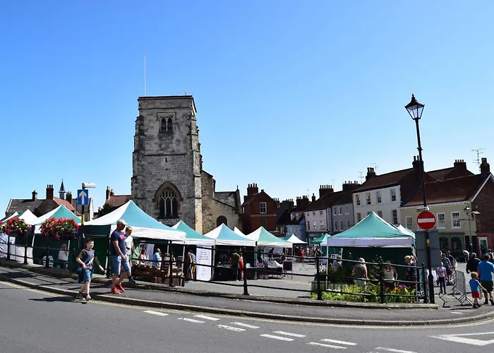 Malton Central Apartments *